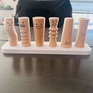 Natural Wood Emotion Peg Dolls Set